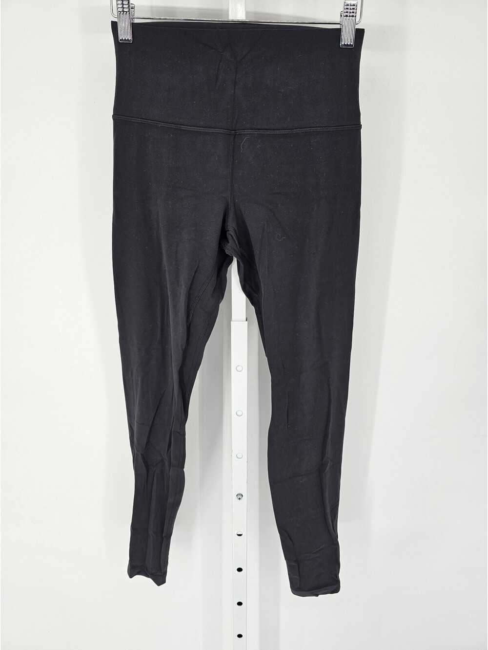 Lululemon Womens Sz 4 High Rise Compression Athletic Leggings Solid Black